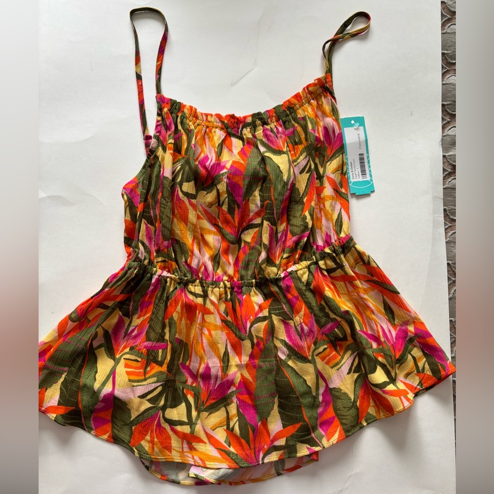 Daisy & Delilah flower print tank with tags